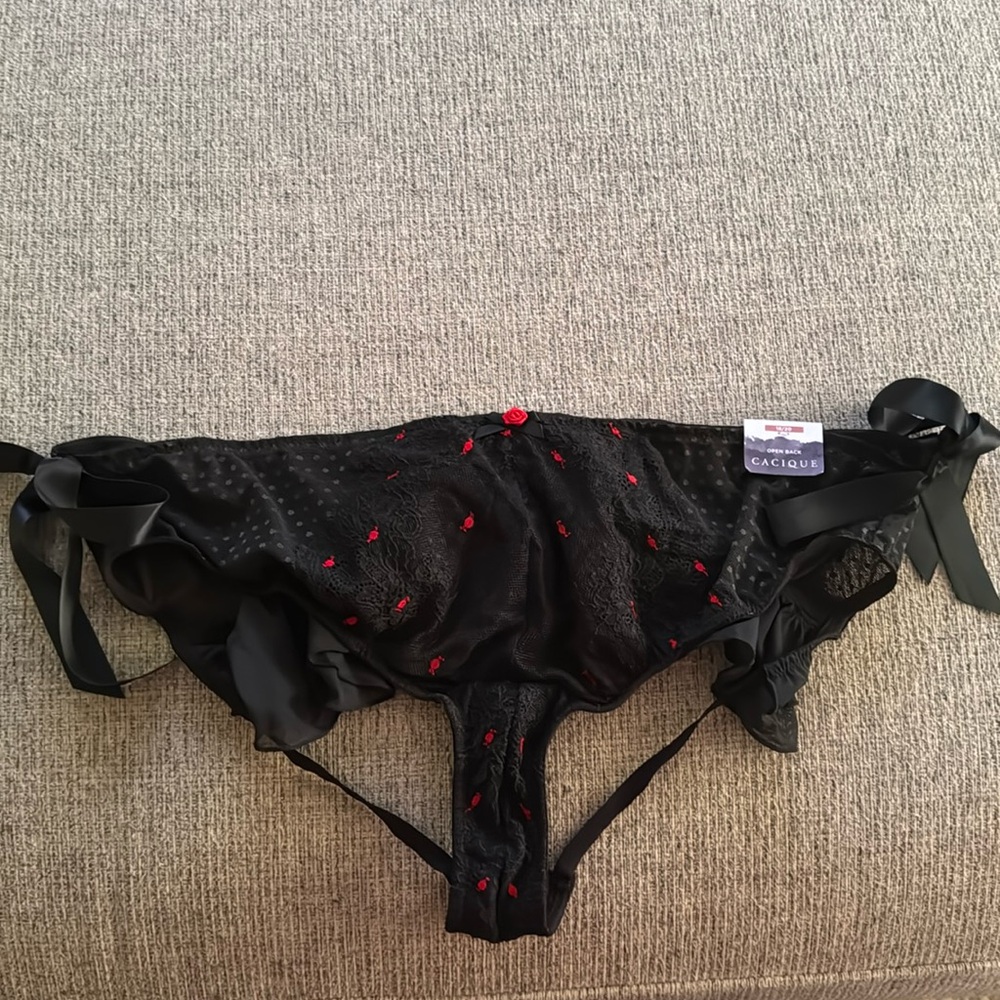 Backless undies